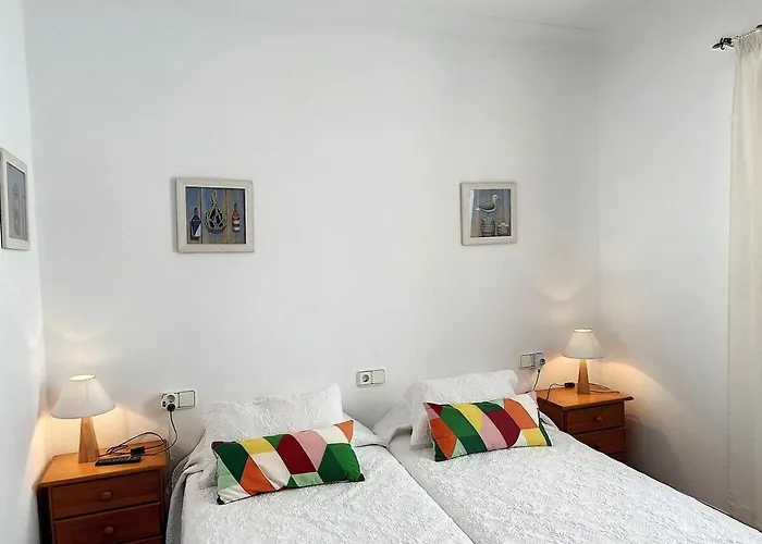 Roca Fornells, Centrico F86 *