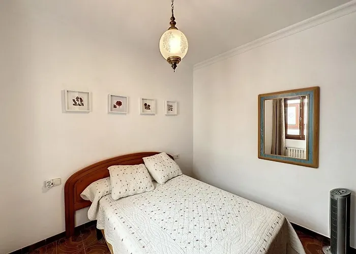 Roca Fornells, Centrico F86 בית נופש פורנלס